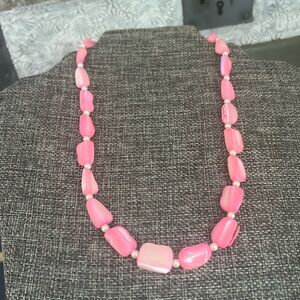 Vintage twisting clasp oblong glass frosted pink beads beaded necklace